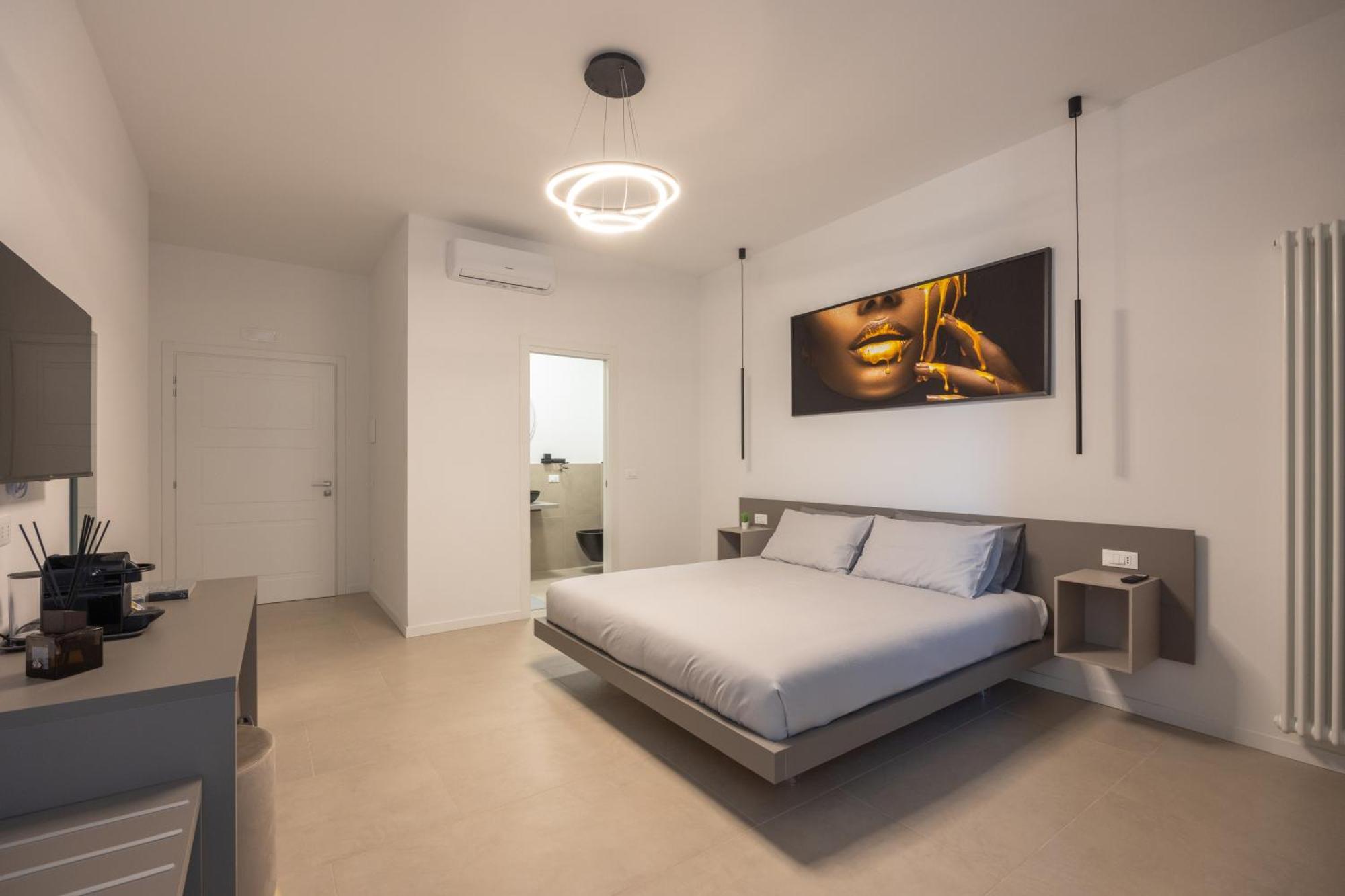 Luxury Station Suite Μπολόνια Εξωτερικό φωτογραφία