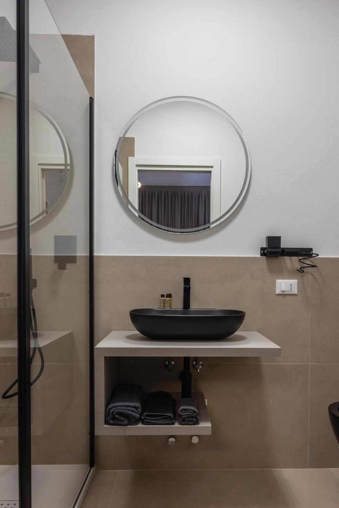 Luxury Station Suite Μπολόνια Εξωτερικό φωτογραφία
