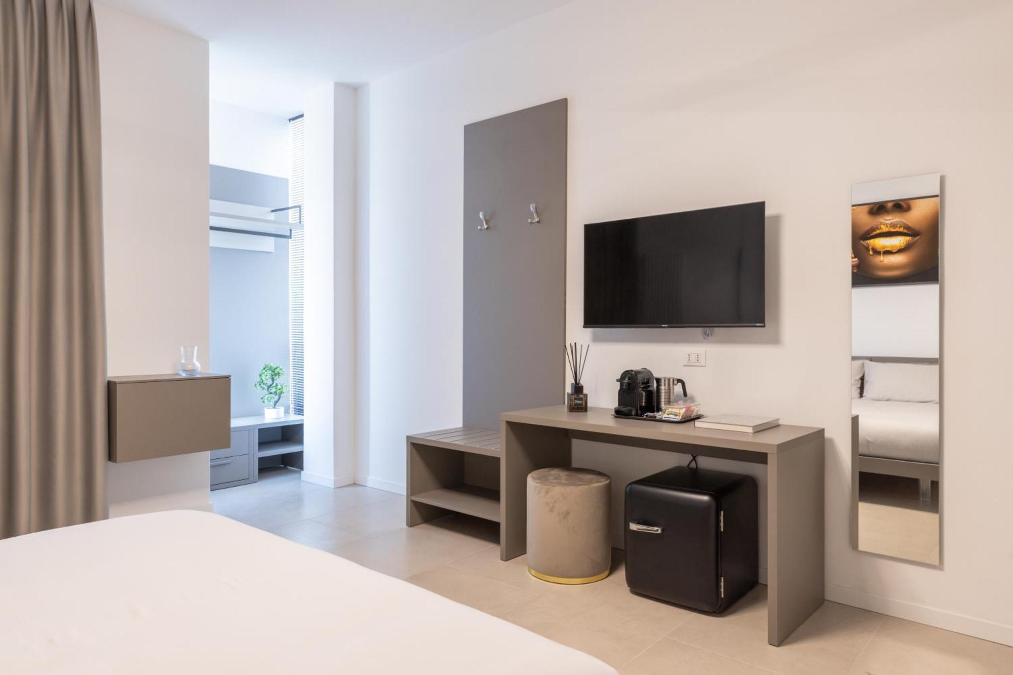 Luxury Station Suite Μπολόνια Εξωτερικό φωτογραφία
